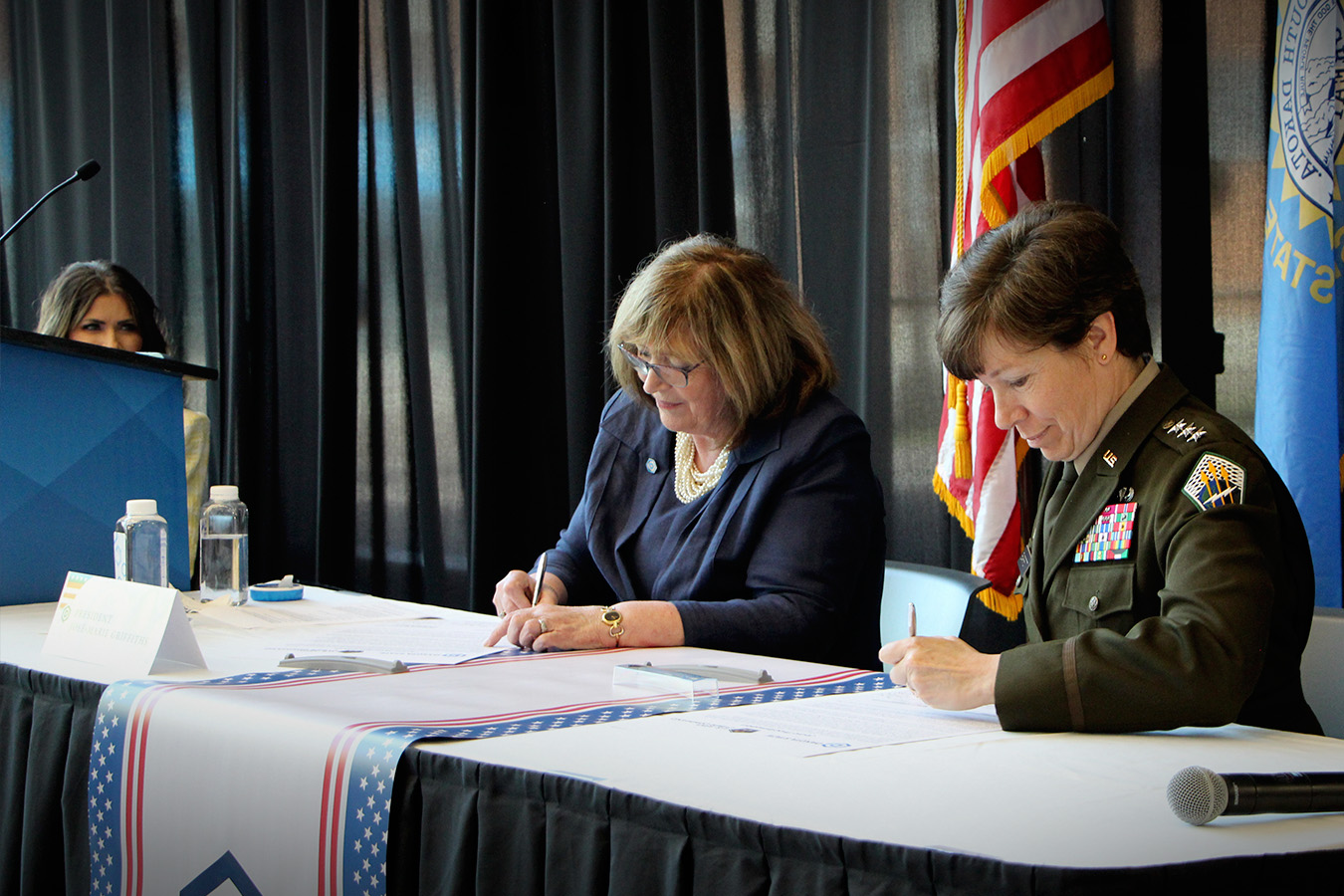 DSU Army Cyber Signing